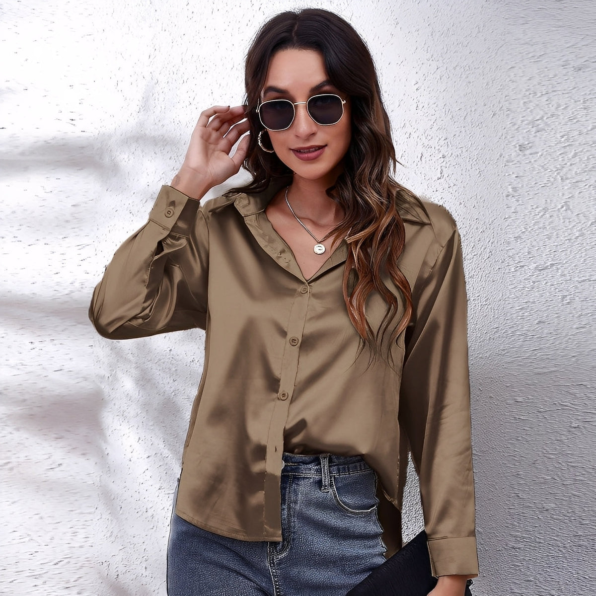 Haylee - Luftige und glänzende Bluse