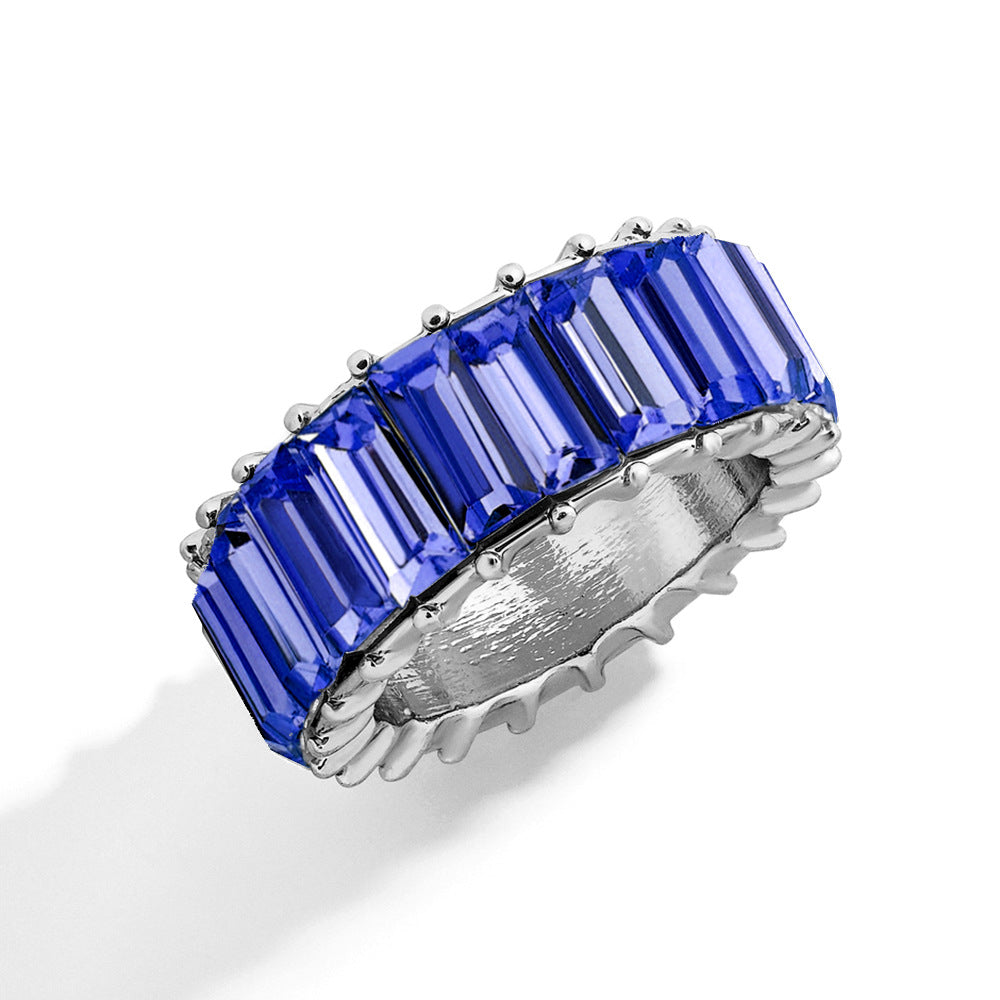 Naya – Moderner geometrischer Ring aus farbigem Metall