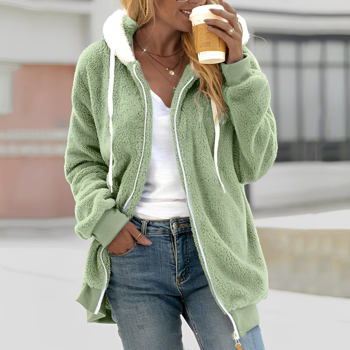 Chloe - Warme Kapuzenjacke für Damen