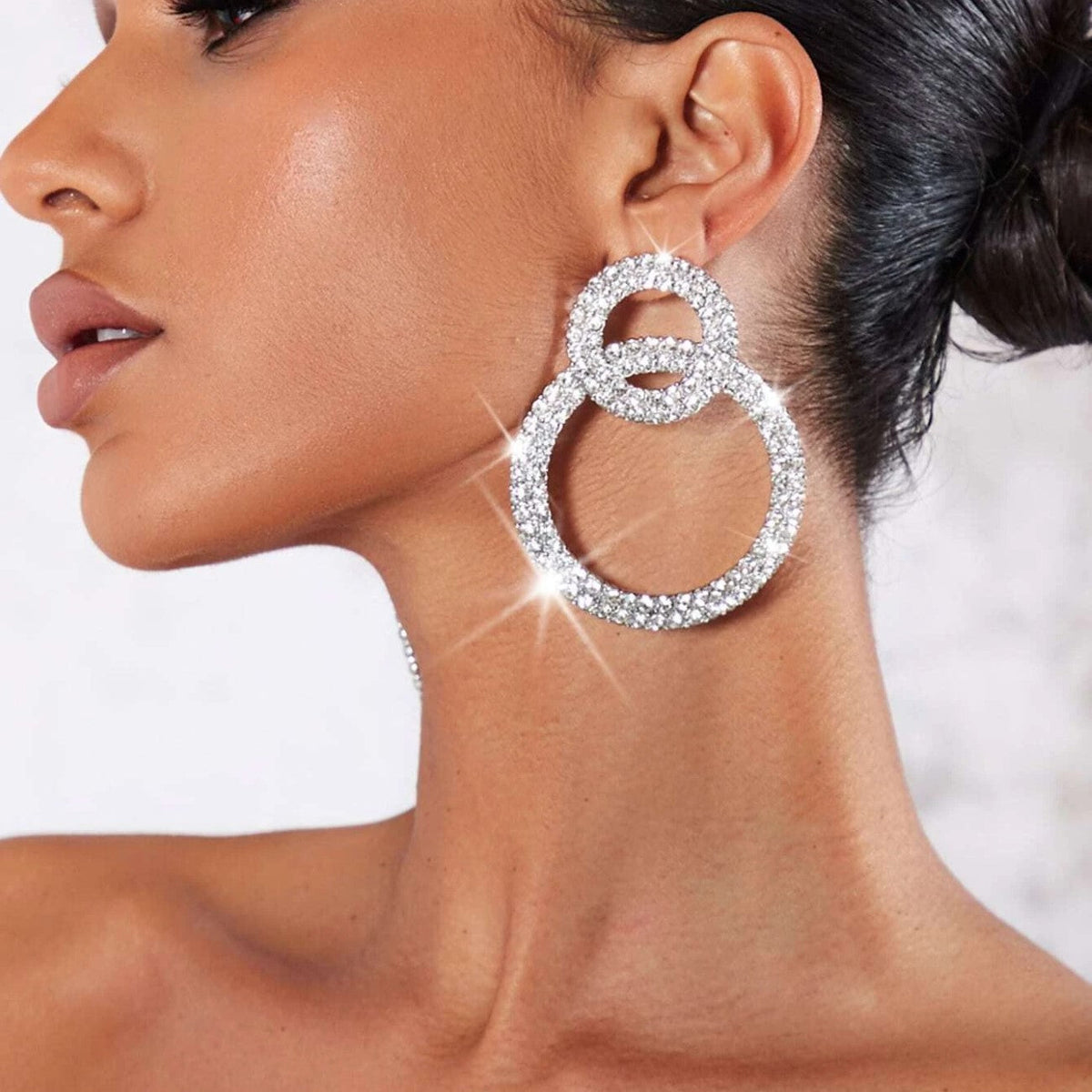 Ohrringe mit Strass - Strass-verzierte Ohrhänger