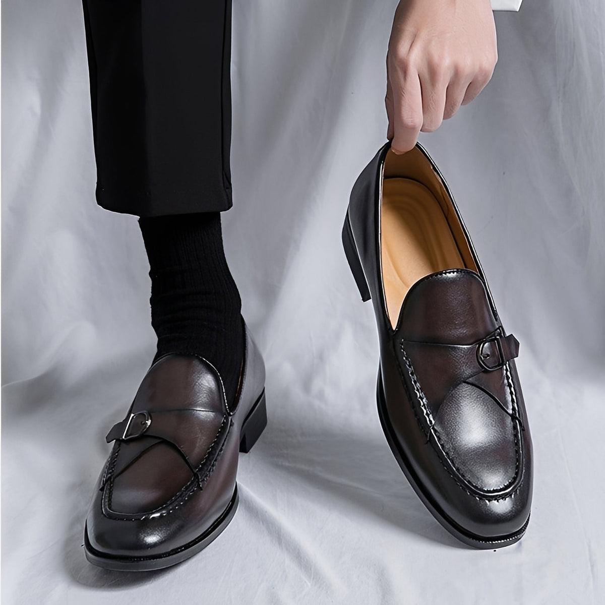 Dillon - Retro Stilvolle Slipper