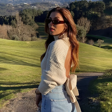 Adelyn - Moderner Pullover mit Schleifenband