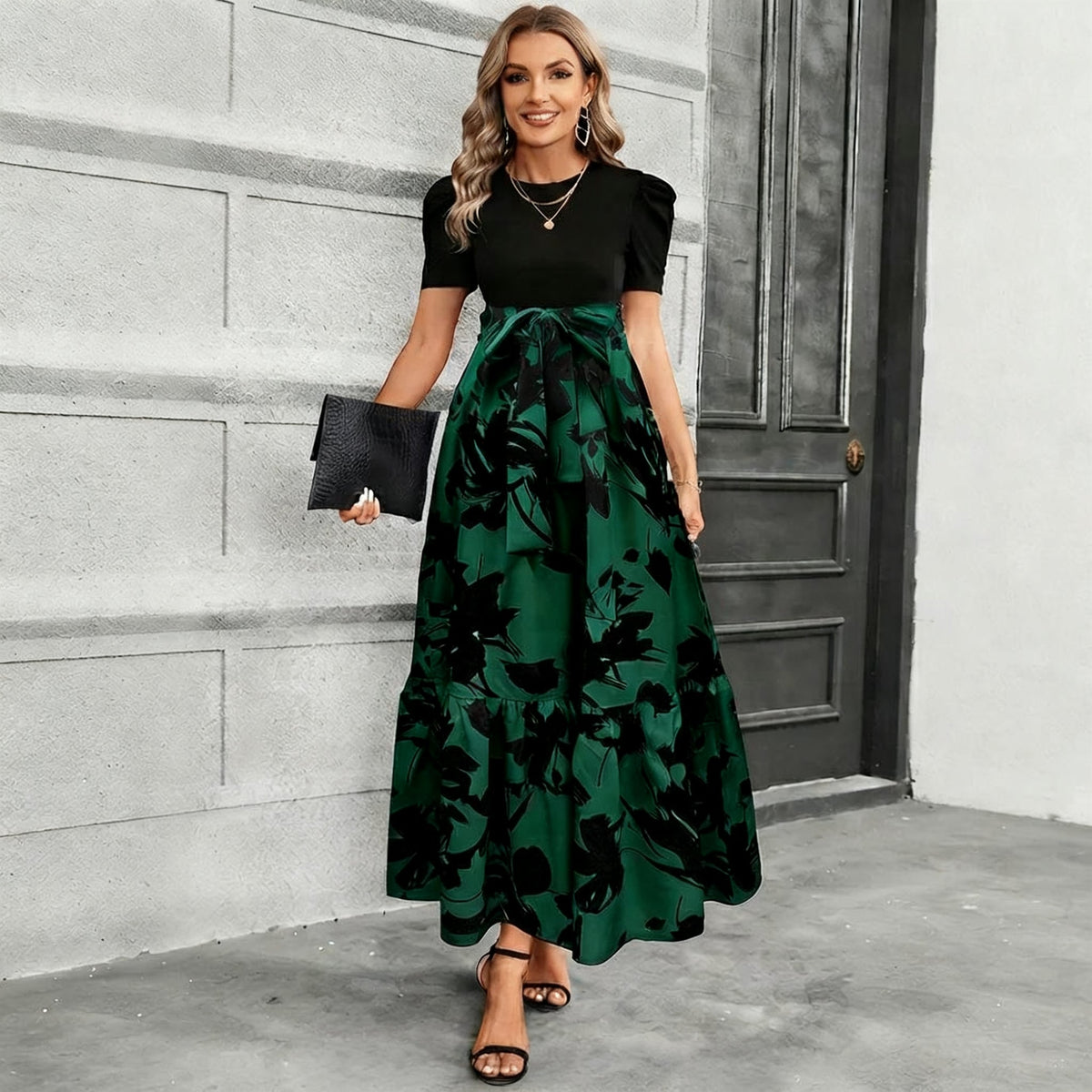 Astrid - Elegantes Blumenkleid
