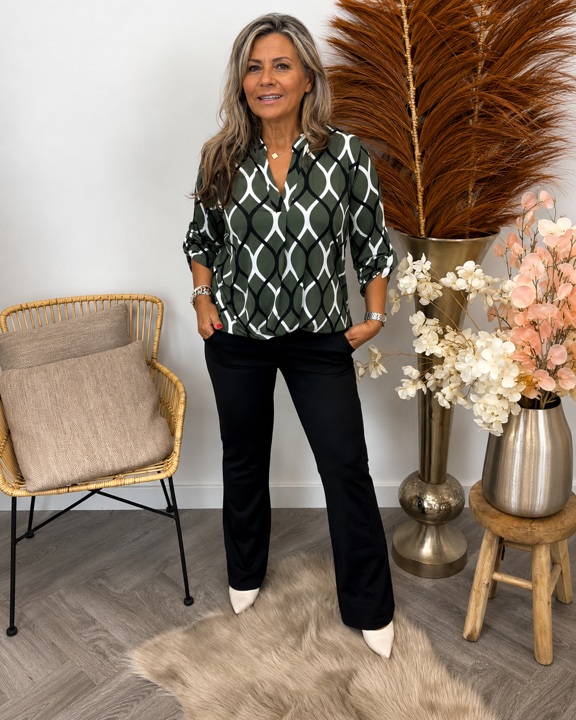 Brigitta - Stilvolle und elegante Bluse
