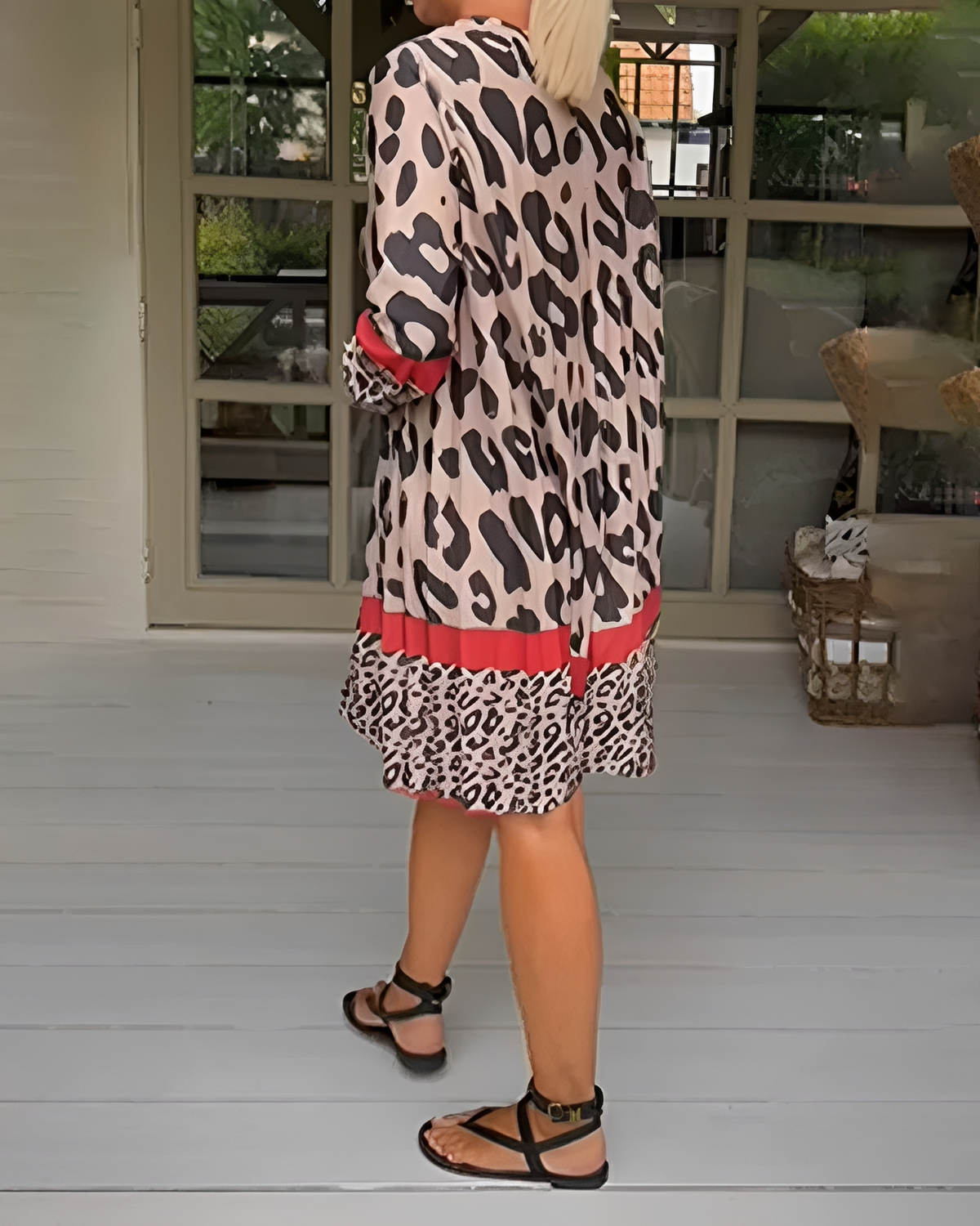 Marfie - Stilvolles Mini-Kleid mit V-Ausschnitt