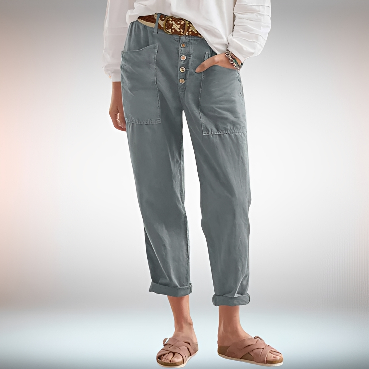 Rhonwen - Elegante, locker geschnittene Hose mit Knopfdetails