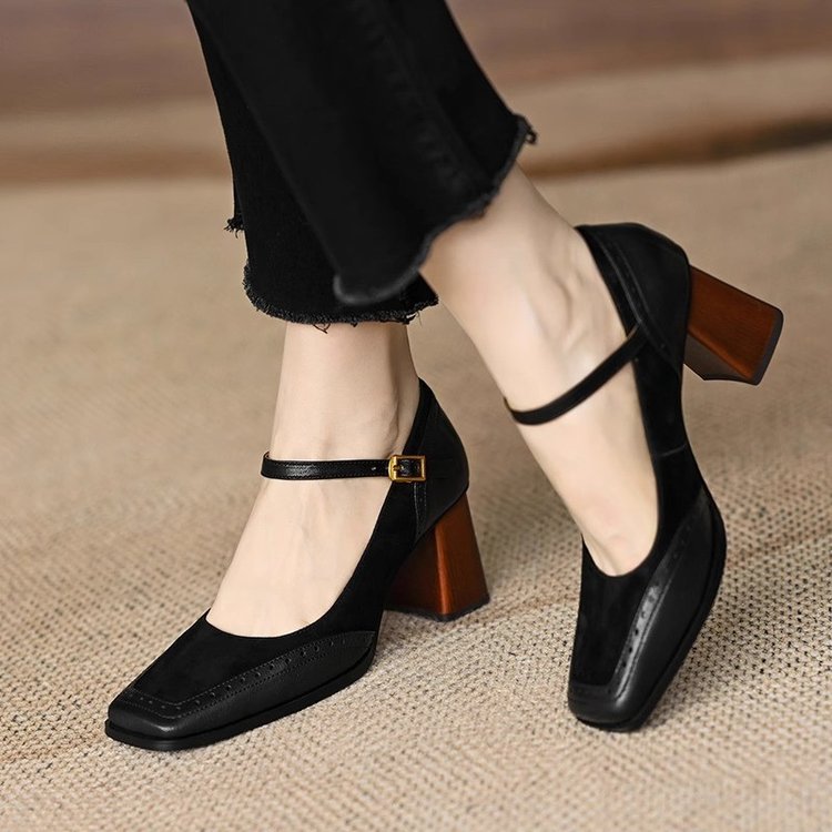 Emmy - Elegante Sandaletten mit eckiger Zehenpartie für Damen