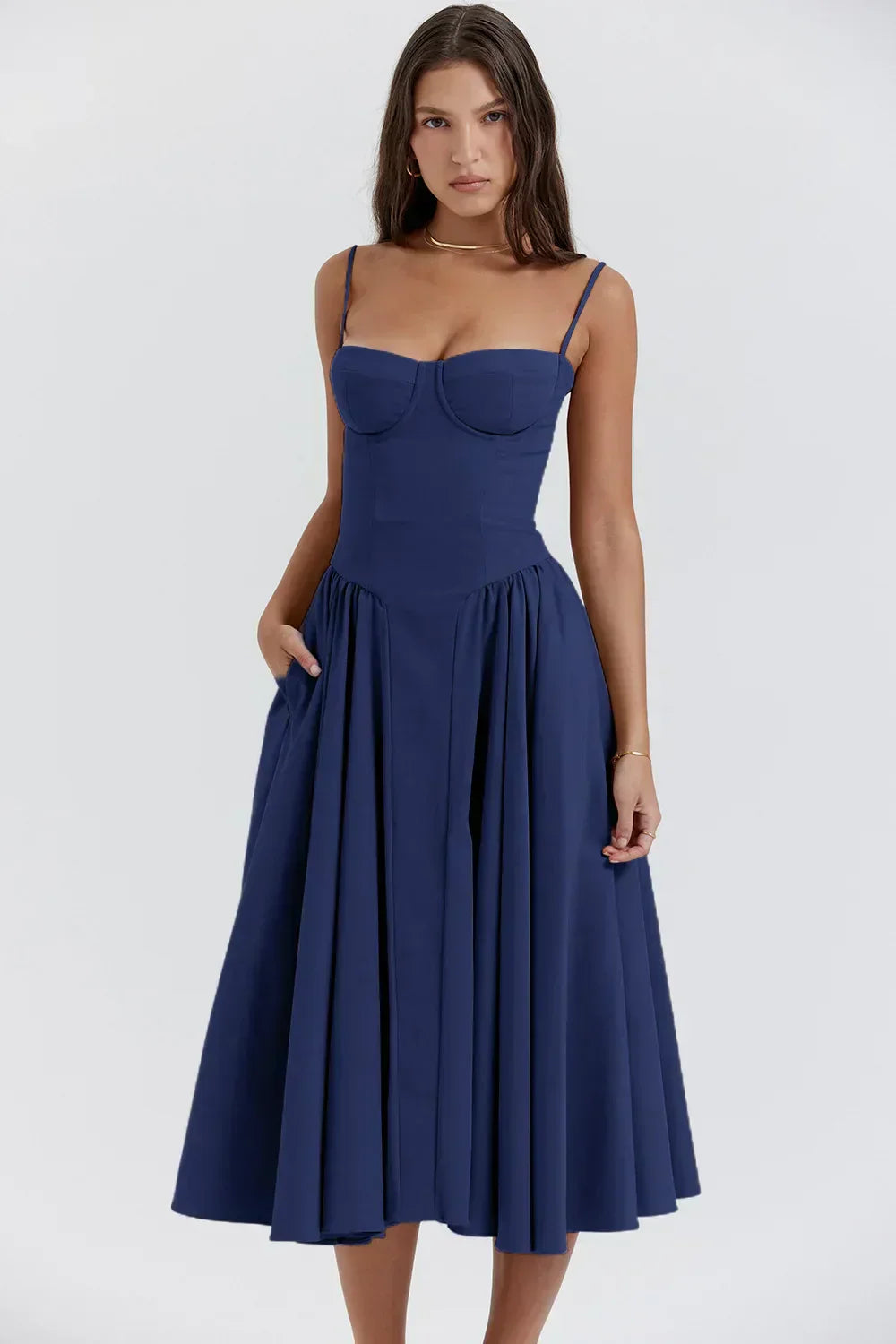 Cheri - Midikleid mit Trägern und freiem Rücken