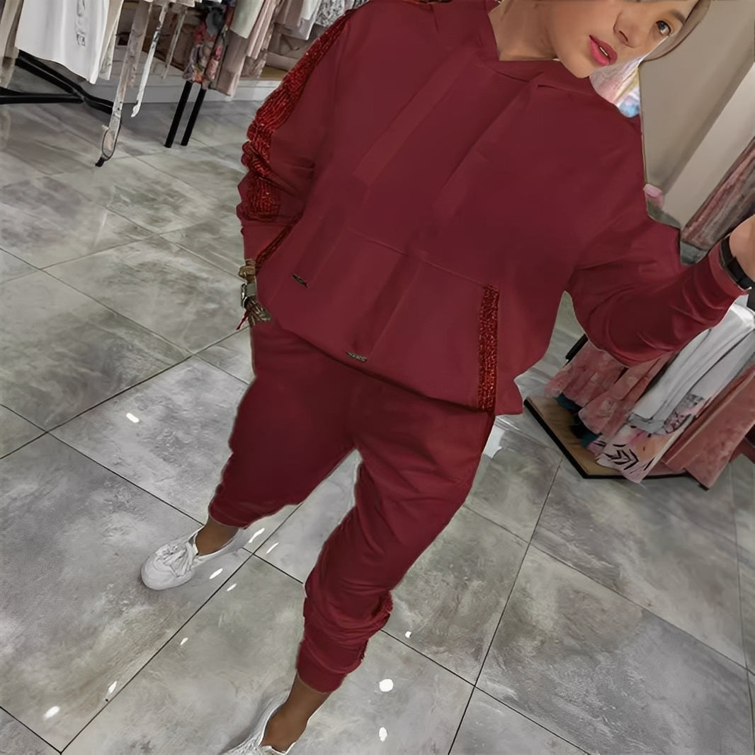 Tiffany - Elegantes Set aus Kapuzenpullover und Hose für Damen