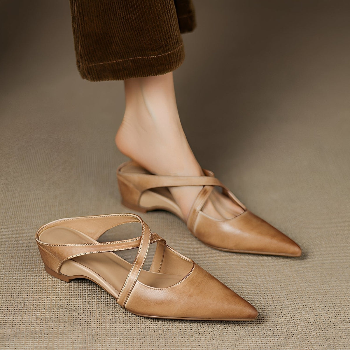 Riley - Moderne flache Mules im Retro-Stil