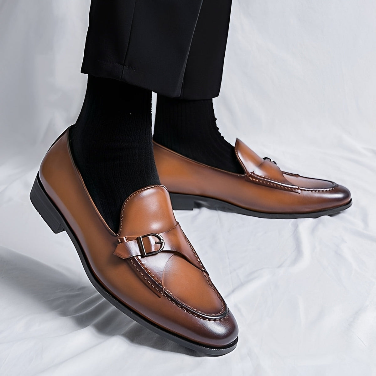 Dillon - Retro Stilvolle Slipper