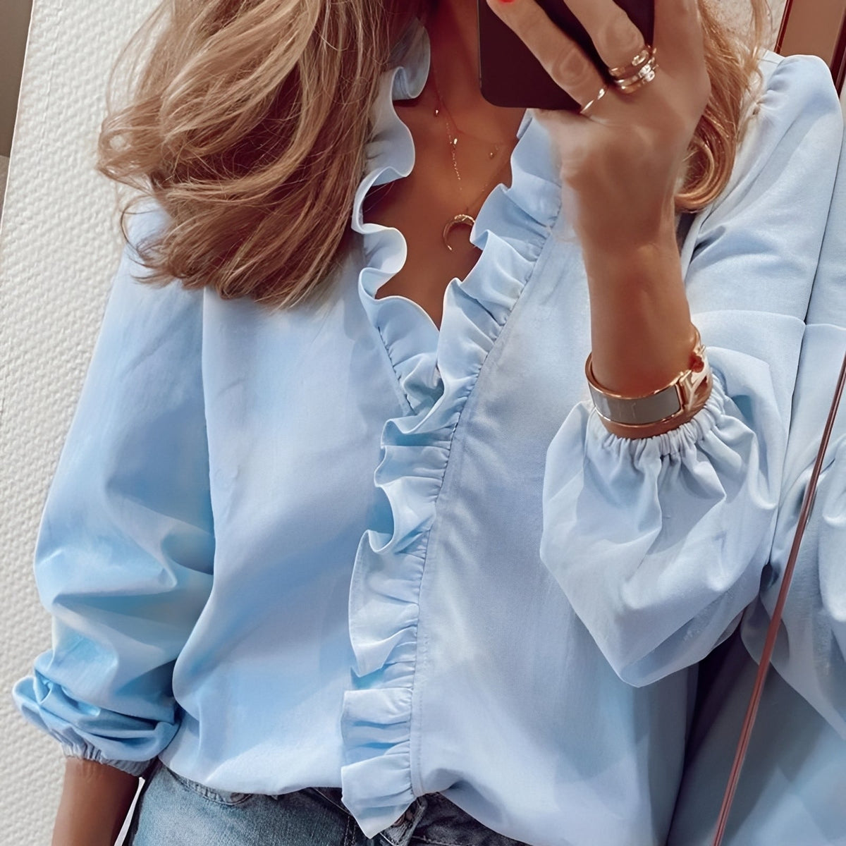 Martha - Modische Rüschenbluse mit V-Ausschnitt für Damen