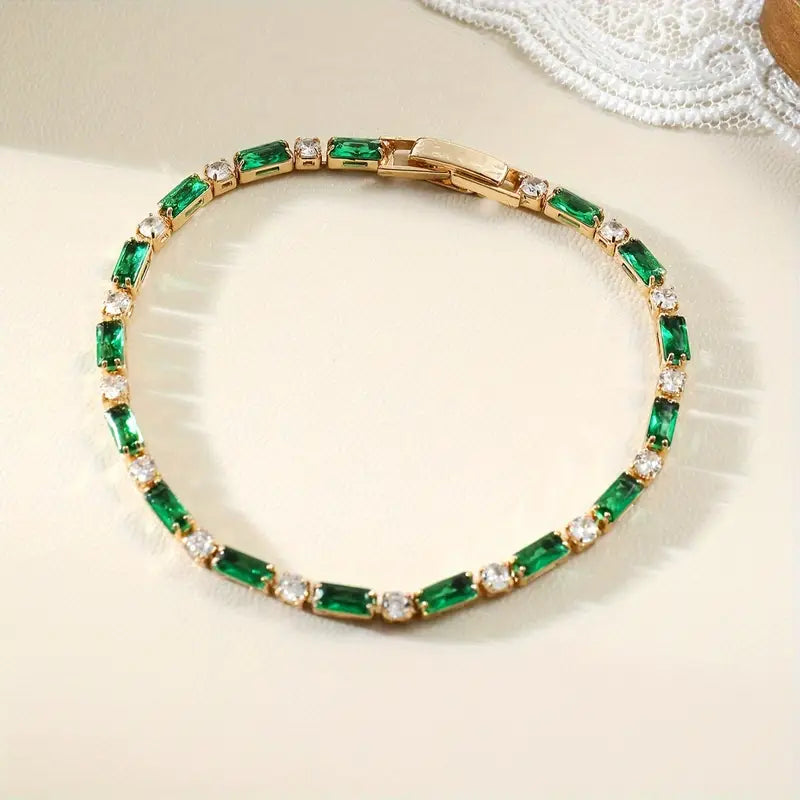 Miralyn – Elegantes Goldenes Armband
