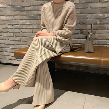 Christine – Damen-Set mit lockerem Pullover und bequemen Hosen