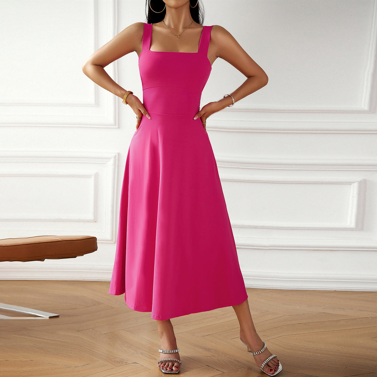 Bertha - Elegantes ärmelloses Kleid für Damen