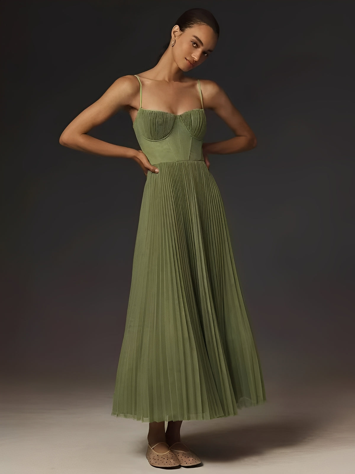 Karen - Elegantes, rückenfreies Midikleid mit Falten für Damen