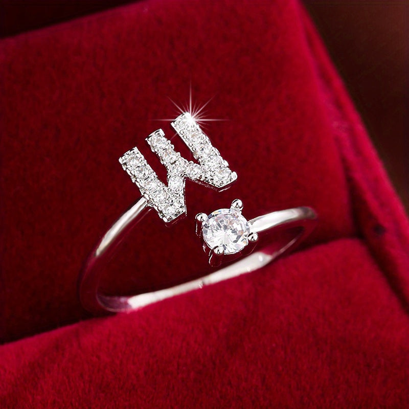 Nova – Stilvoller offener Ring mit Initiale