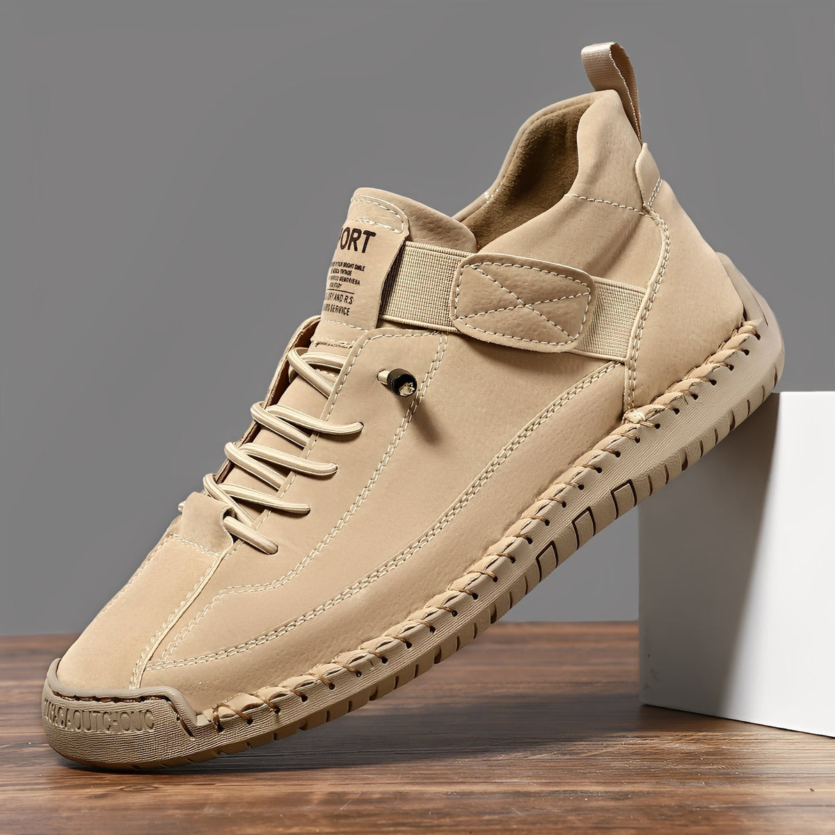 Ronald - Moderne, leichte Herrensneaker mit Unterstützung