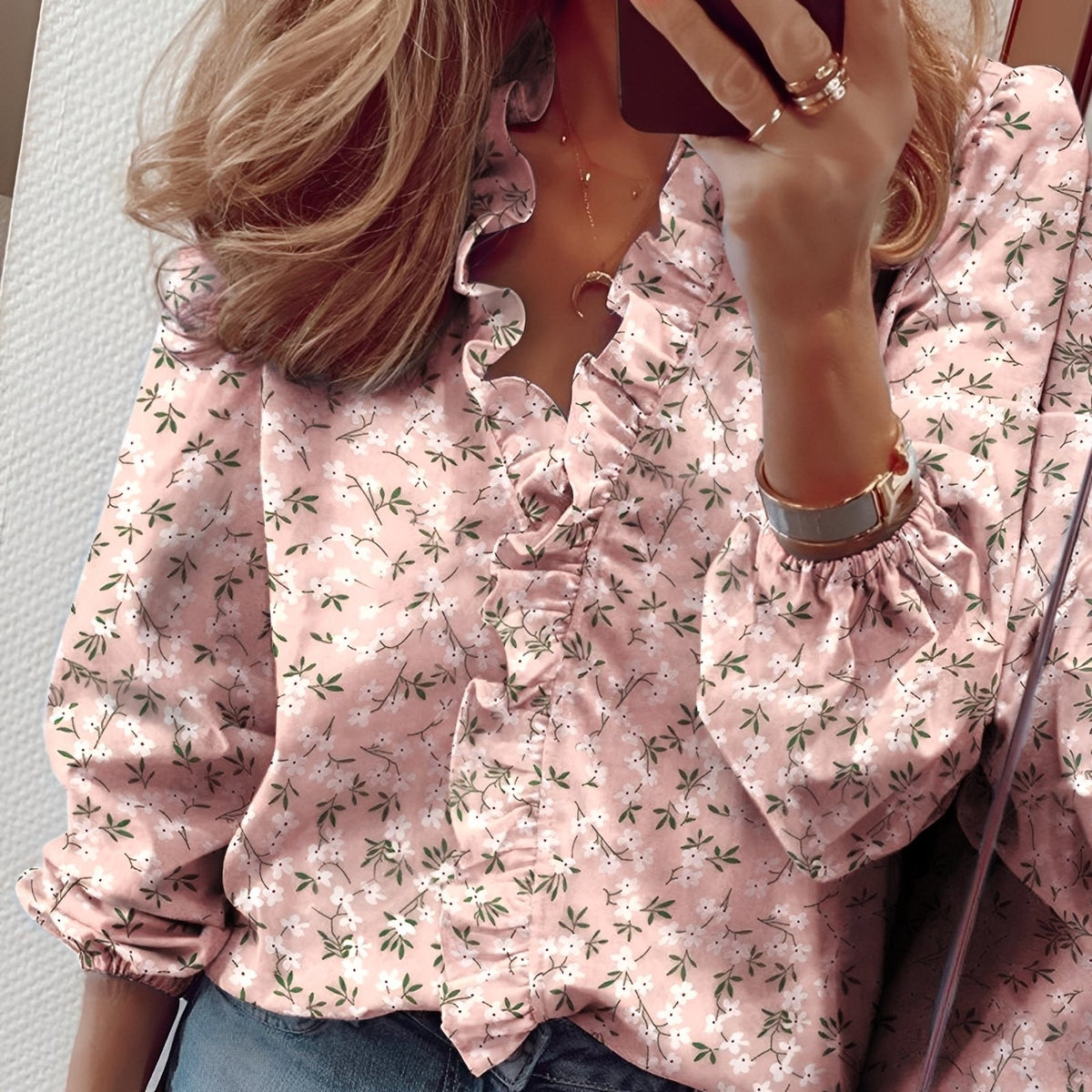 Martha - Modische Rüschenbluse mit V-Ausschnitt für Damen