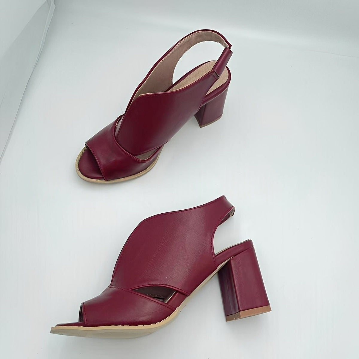 Anita - Modische Peeptoe-Sandalen