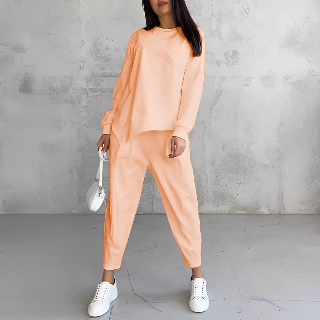 Mélisande - Damen-Set aus Pullover mit Rundhals und Hose
