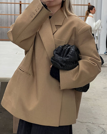 Carolyn - Komfortabel geschnittener, weiter Blazer
