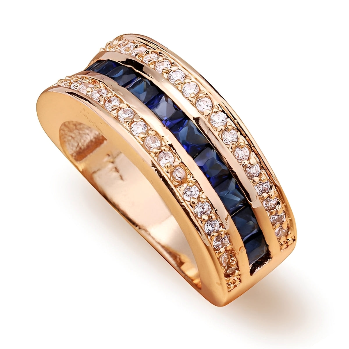 Ronan – Quadratischer Herrenring mit markanten Details