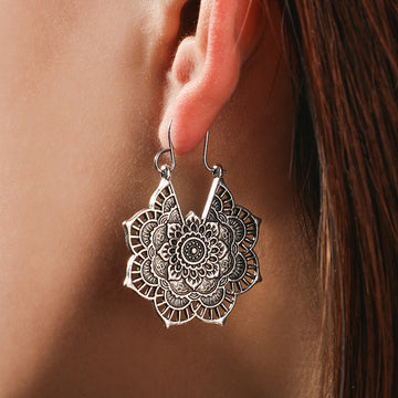 Sanya – Mandala-Lotus-Ohrschmuck