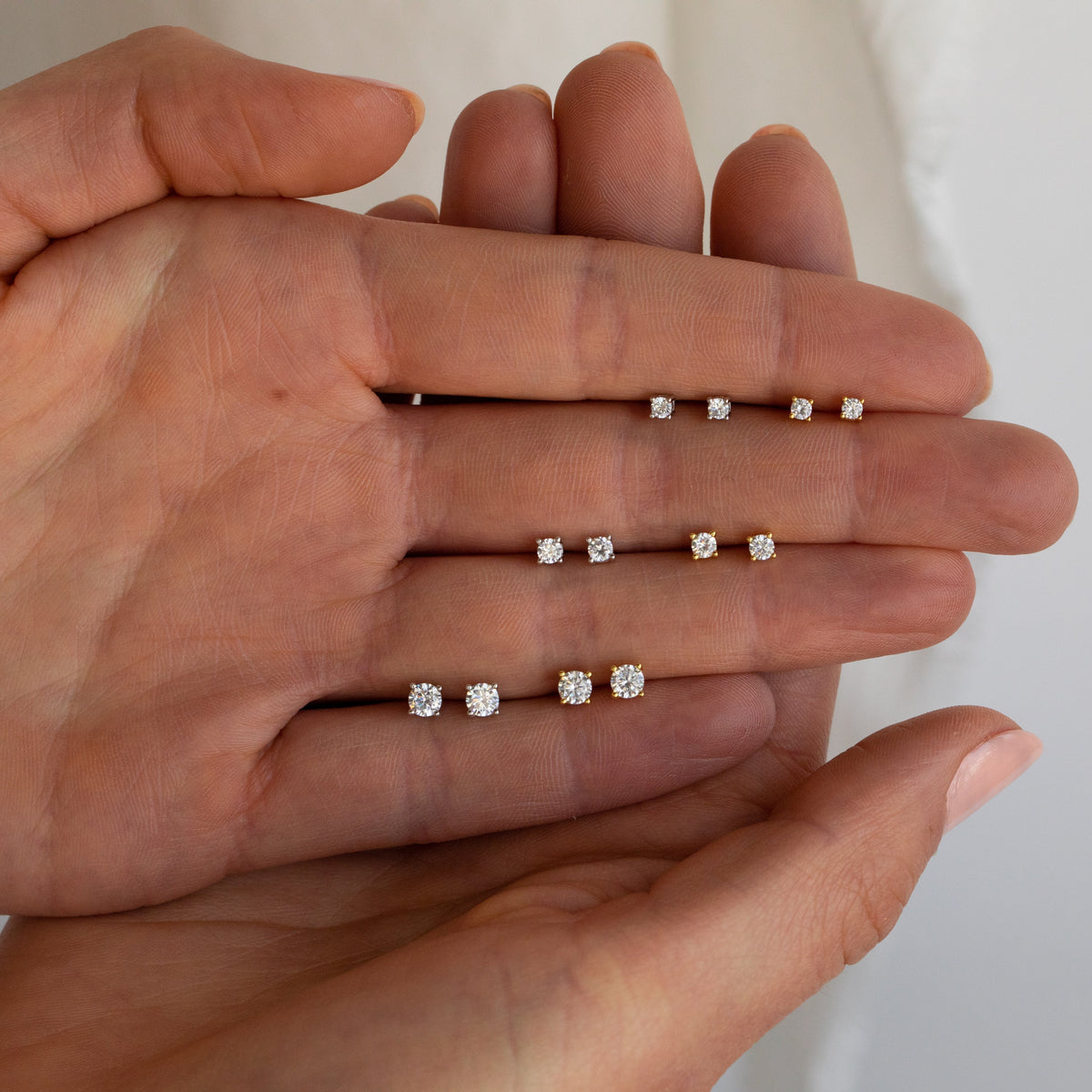 Booker – Elegantes Ohrring-Set mit Glanzdetails