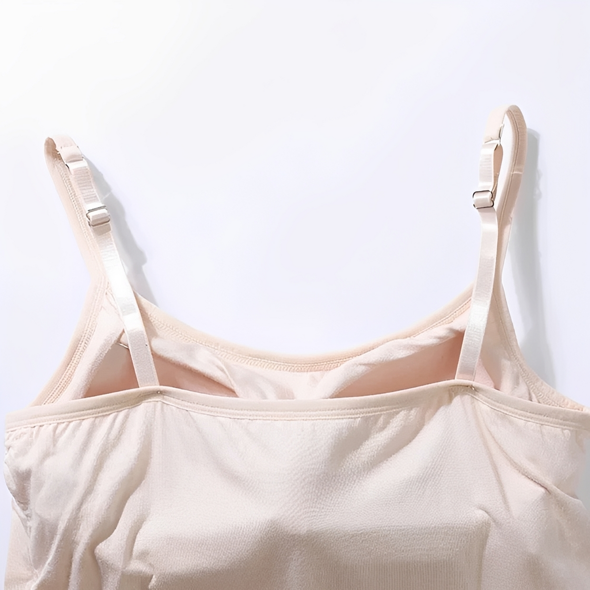 Selena - Elegantes Top mit integriertem BH