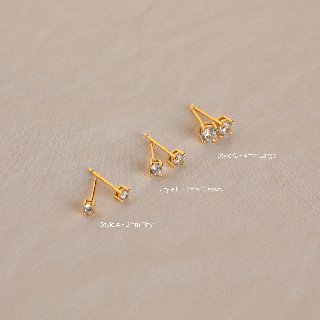 Booker – Elegantes Ohrring-Set mit Glanzdetails