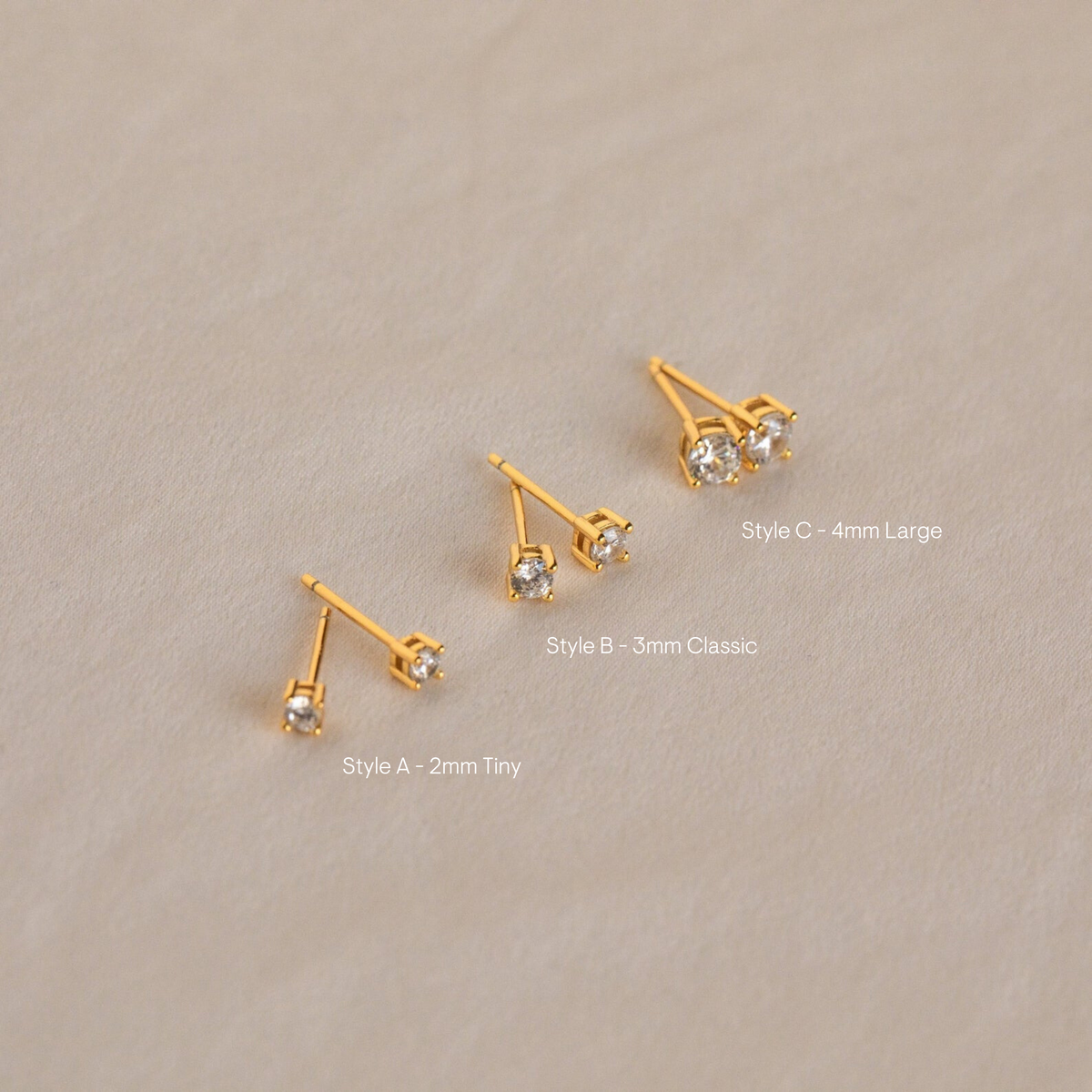 Booker – Elegantes Ohrring-Set mit Glanzdetails