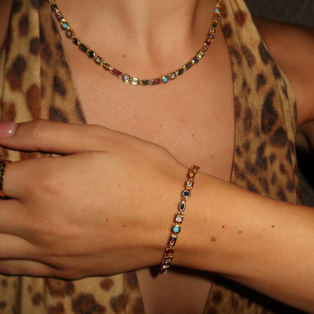 Nozomi – Buntes Armband mit funkelnden Details