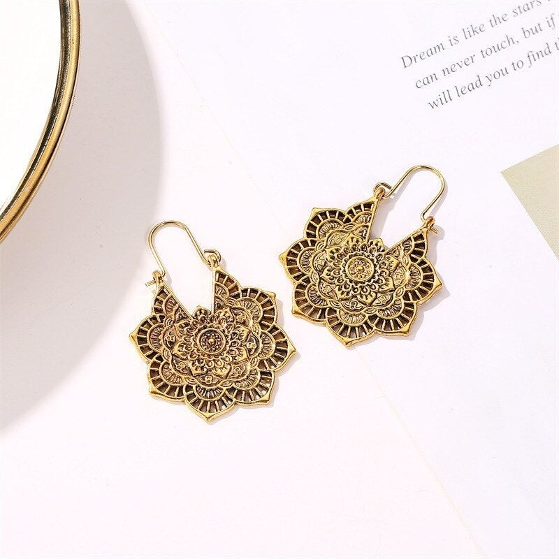 Sanya – Mandala-Lotus-Ohrschmuck