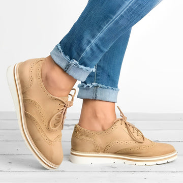 Sloane - Oxford-Schnürer mit Cut-Out-Details