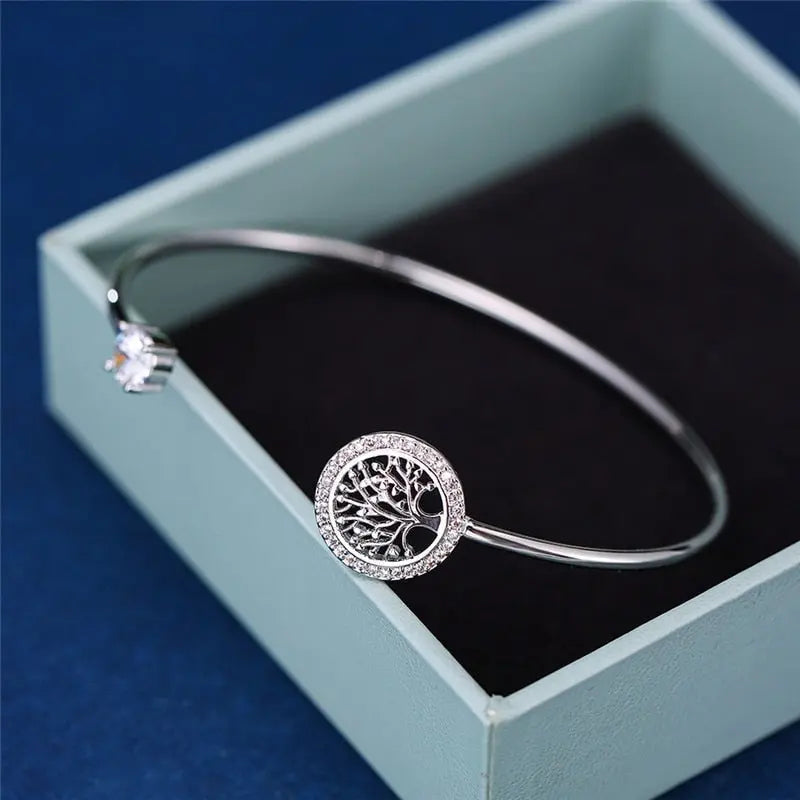 Aeriel – Anpassbares Armband mit Lebensbaum