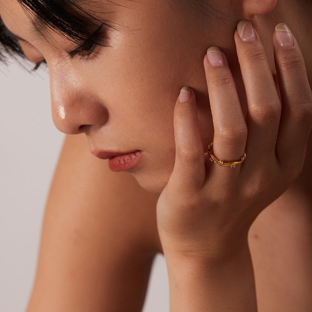 Willow – Verstellbarer Ring in Blattform
