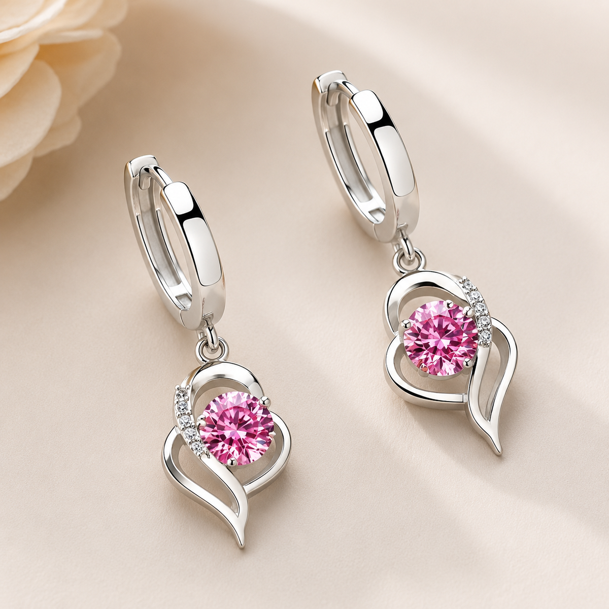 Noelle – Elegante Ohrringe in Blumenform