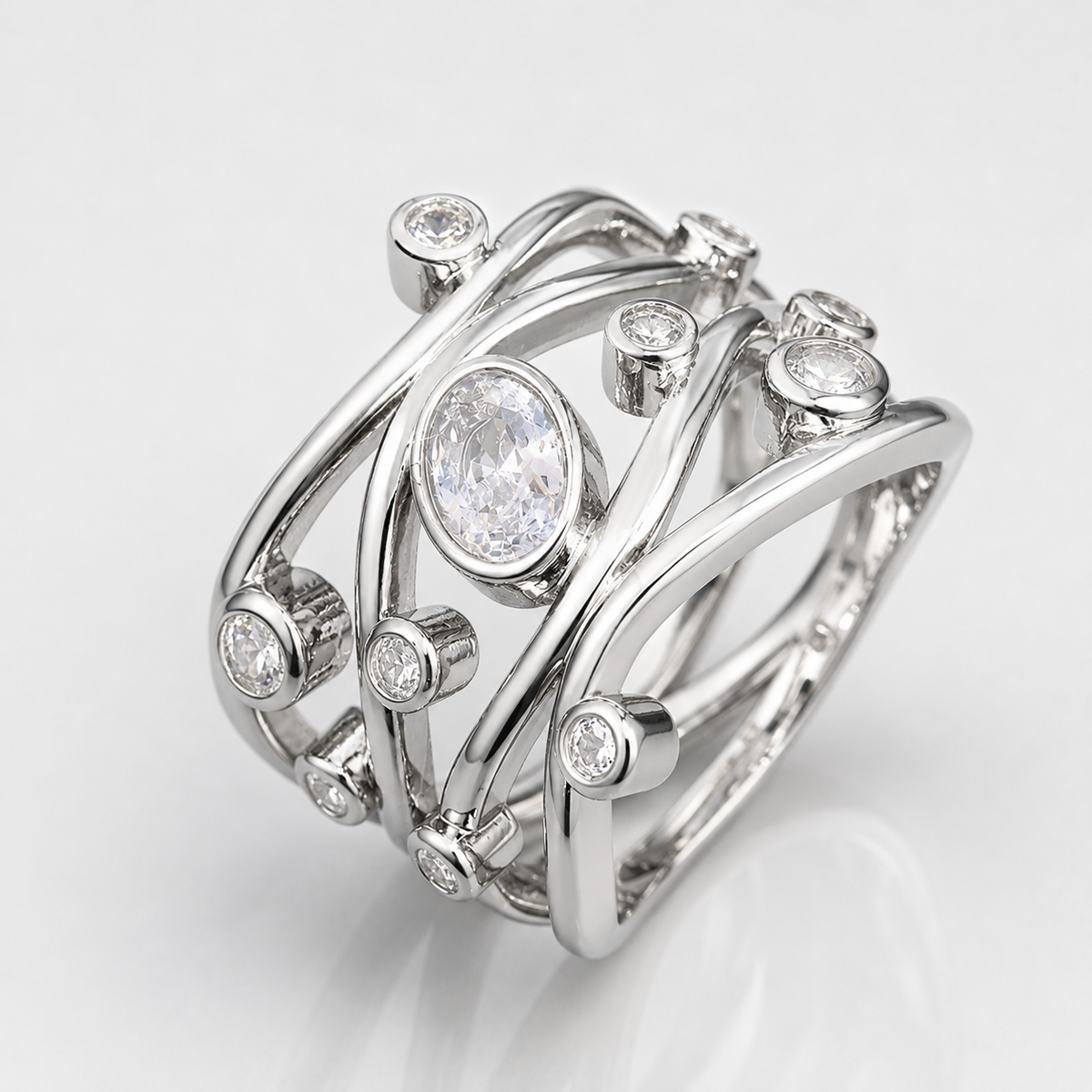 Inara – Vintage-Ring mit asymmetrischem Design