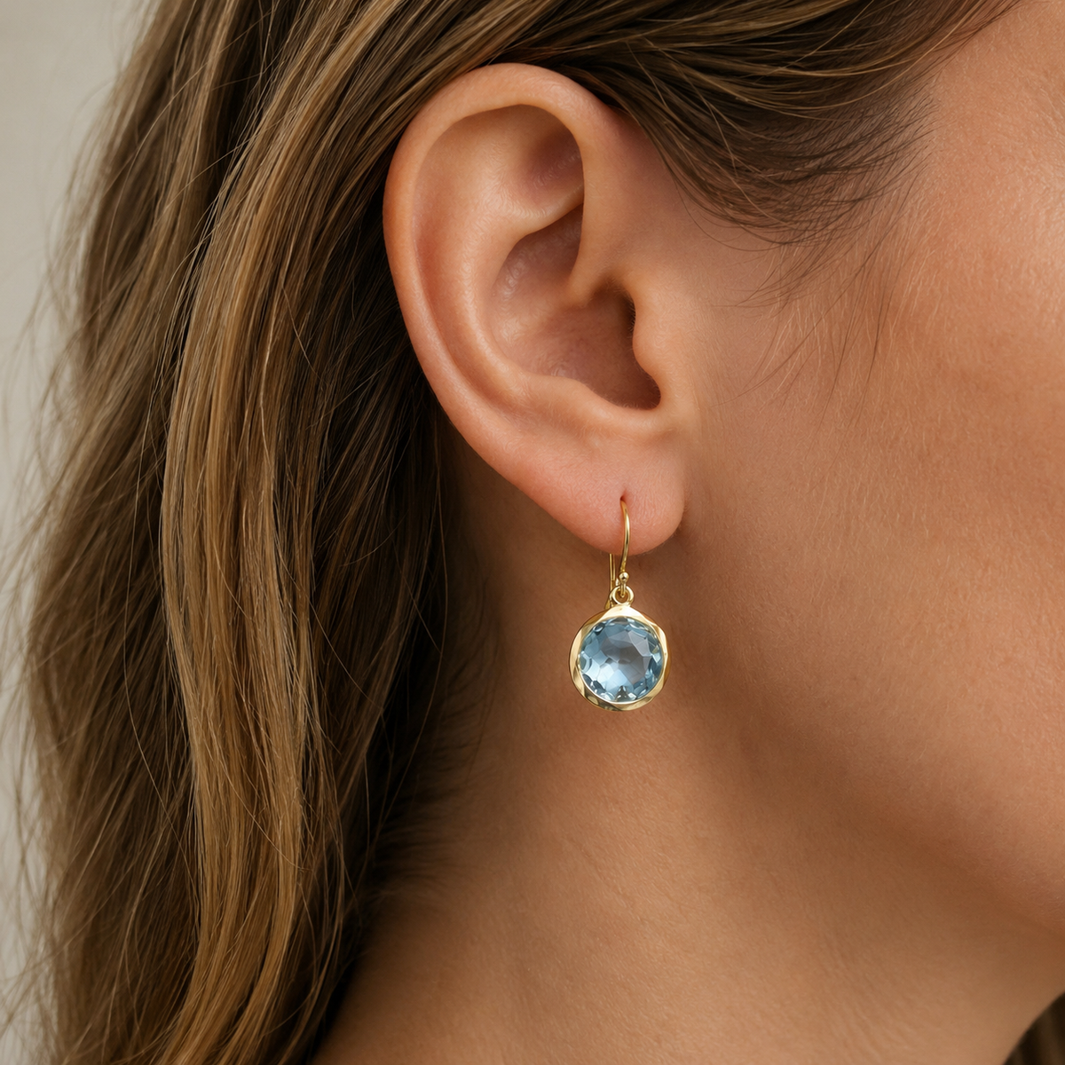 Azura – Vintage-Ohrringe mit blauen Akzenten