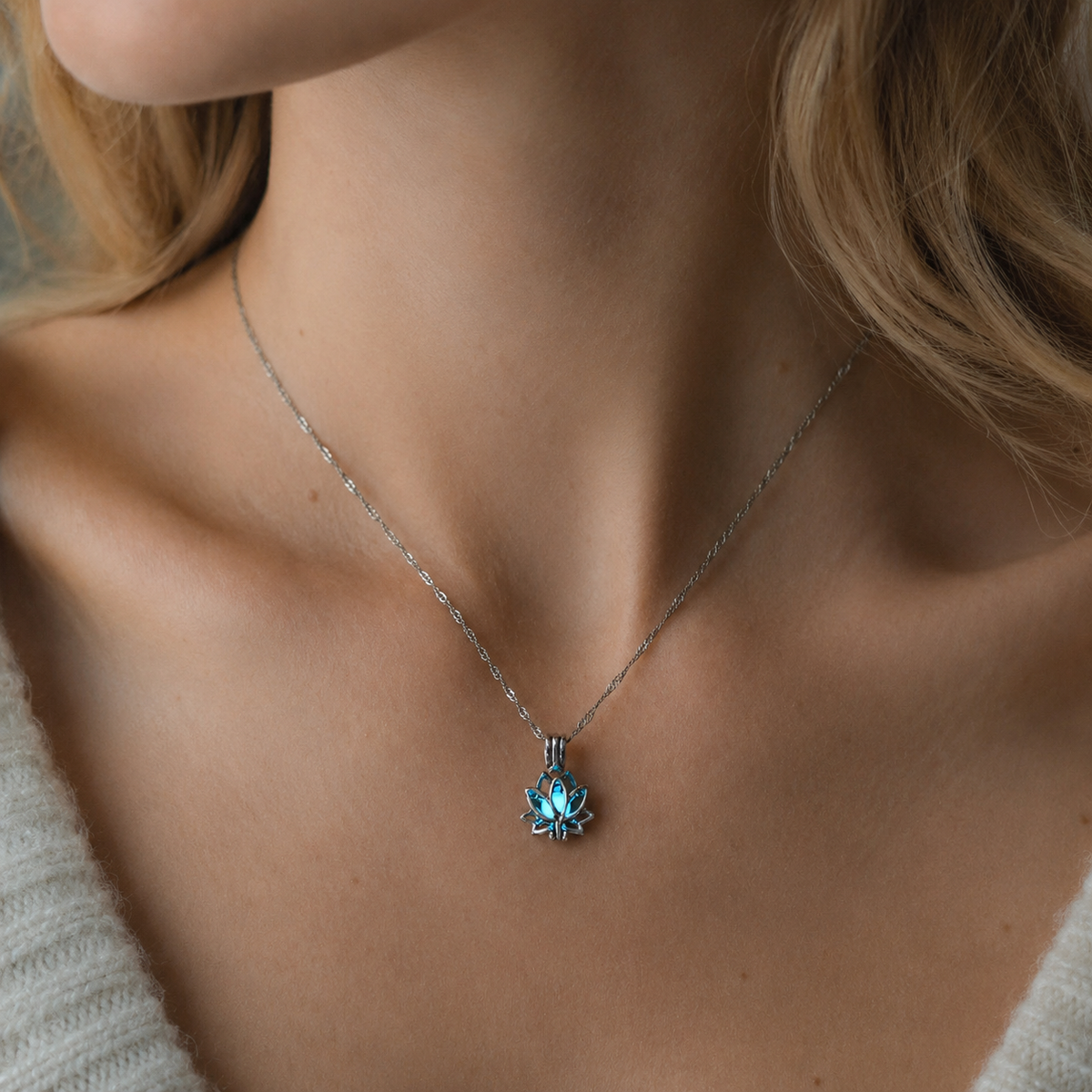Mathina – Strahlende Lotusblume