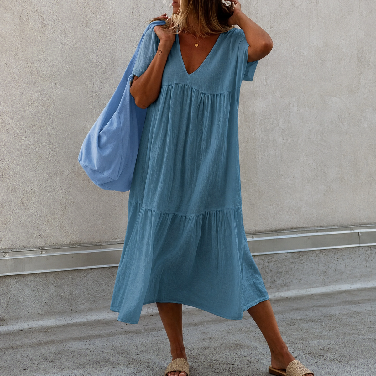 Deanna - Bequemes und vielseitiges Freizeitkleid mit V-Ausschnitt