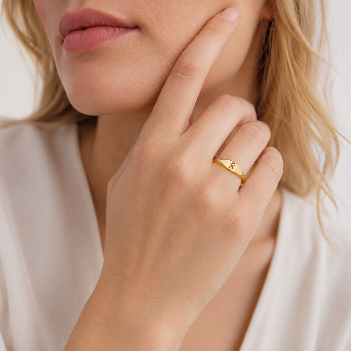 Minimalistischer Namensring | Ring mit graviertem Anfangsbuchstaben