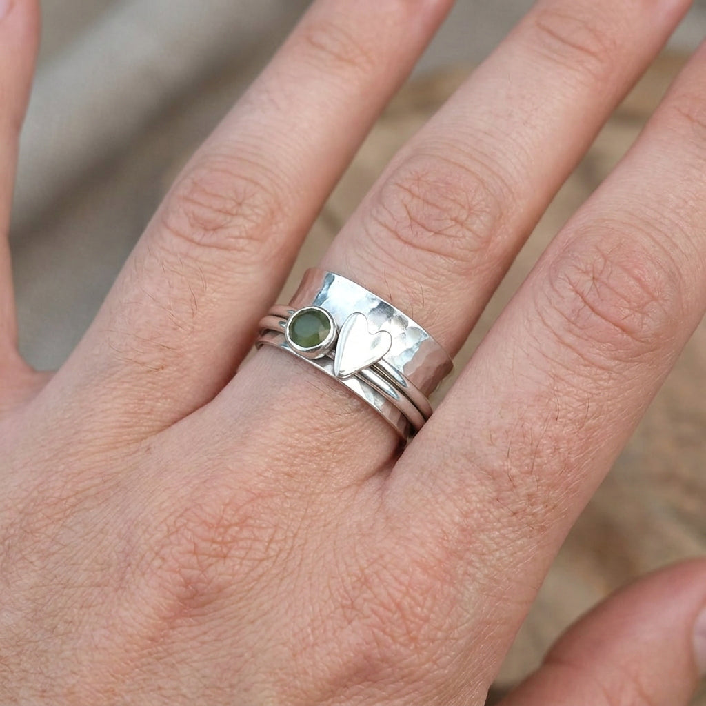 Maely – Retro-Herzring in Silber