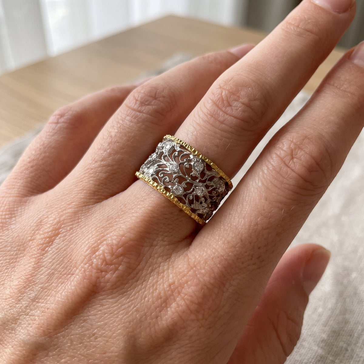 Yona – Vintage-Efeuring