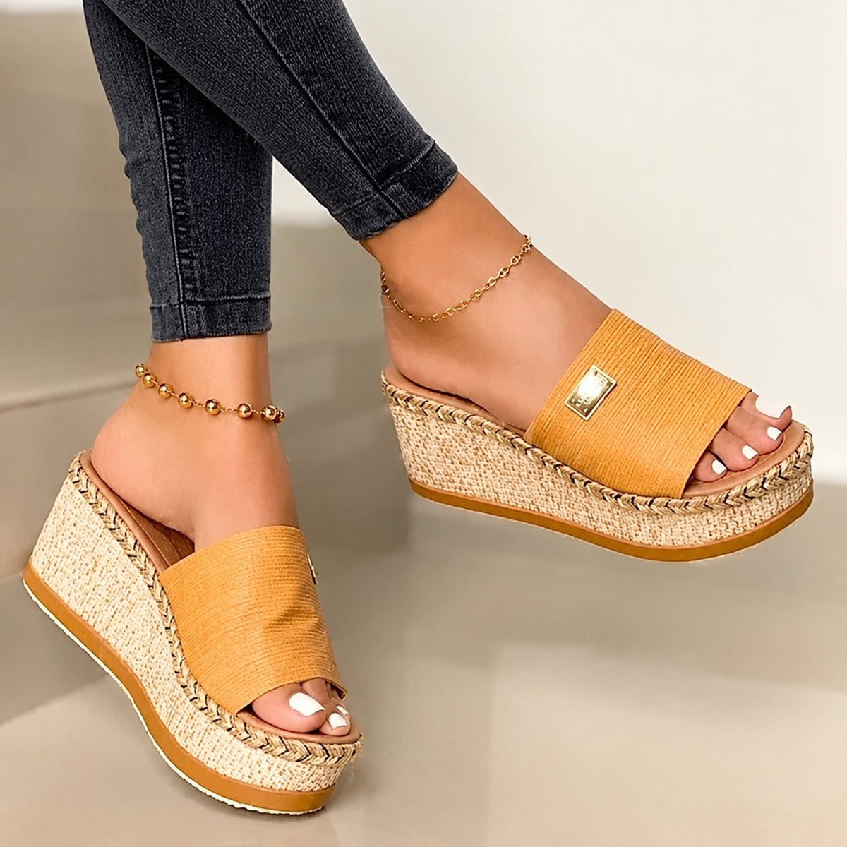 Camilla - Elegante hohe Keilabsatz-Sandalen