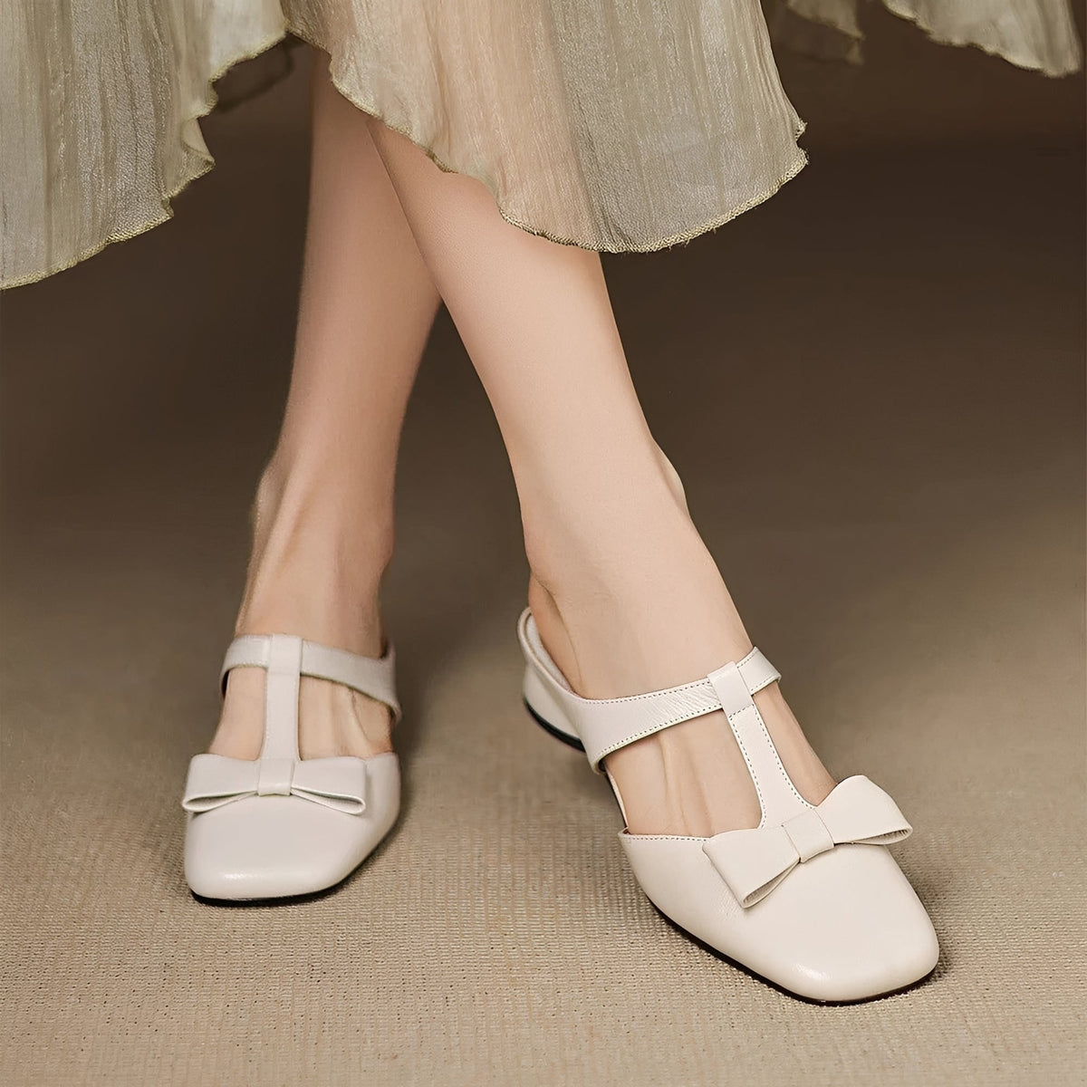 Jean - Stylische Mule-Sandalen mit Schleife