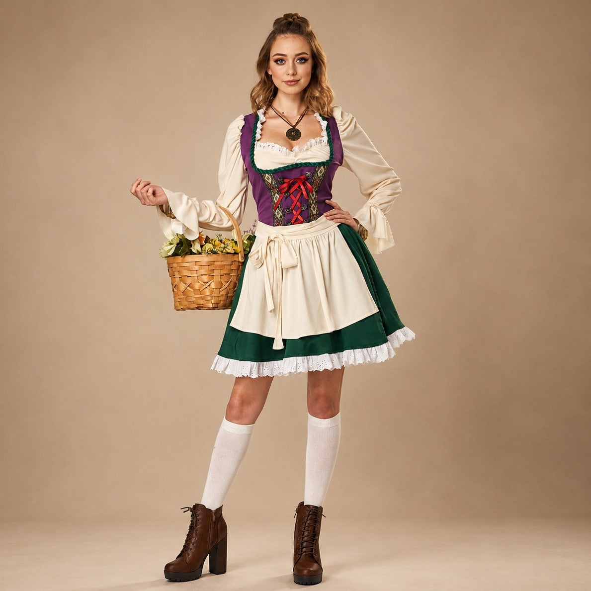 Eleanor - Oktoberfest-Kleid mit traditionellen Details und langen Ärmeln (Futter nicht enthalten)