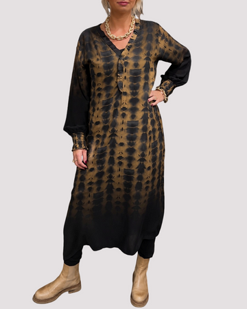 Susie - Stilvolles Kleid mit langen Ärmeln
