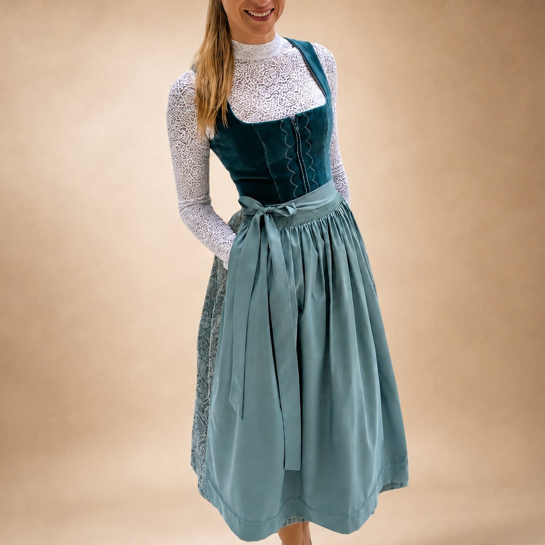 Eleni - Vintage Oktoberfest Trachtenkleid (Futter nicht enthalten)